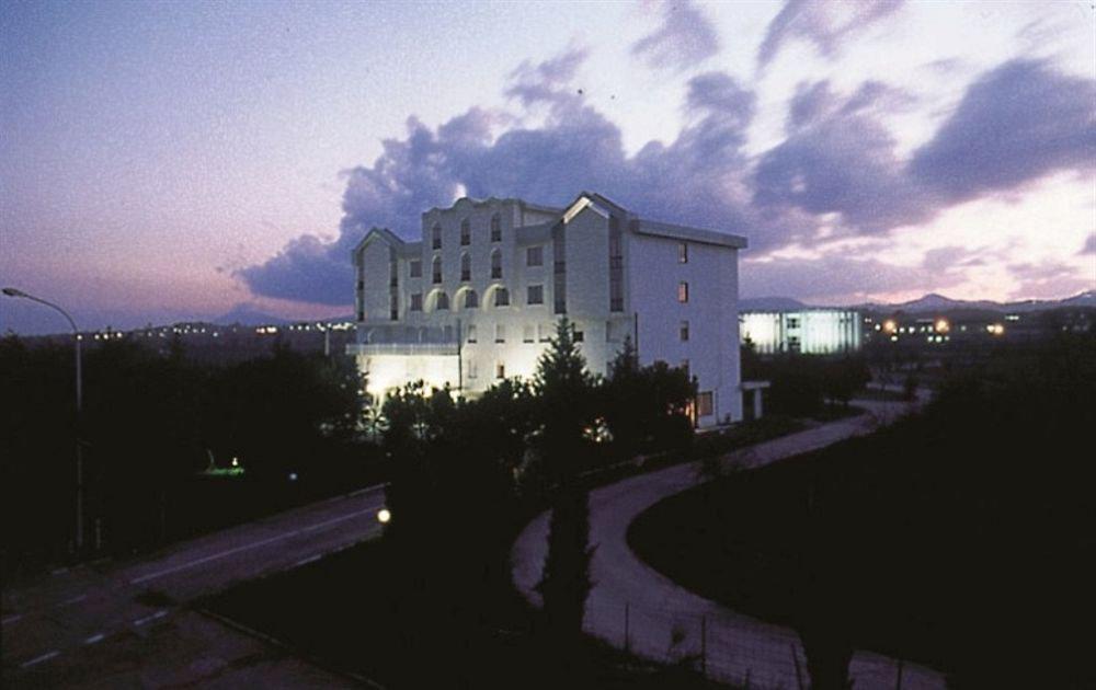 Il Grifo Hotel E Bisteccheria Toscana Montepulciano Bagian luar foto